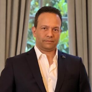 Dr. Amir Kashefi MD